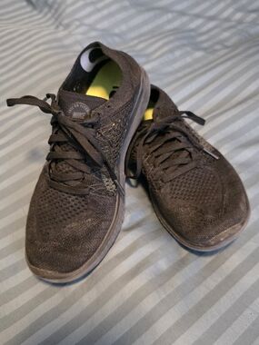 Nike Men's Black Knit Low-Top Athletic Sneakers